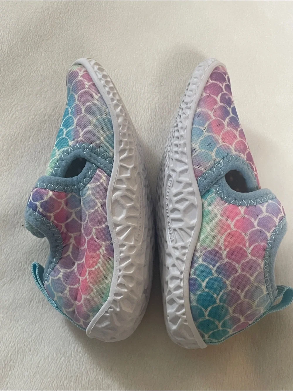 ⭐️4 for $20 Kids Mermaid Scales Pastel Water Shoes